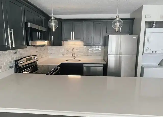 Property at 471 Whalley Ave Unit C, New Haven, CT, 06511, 1 bed, 1 bath, [object Object]