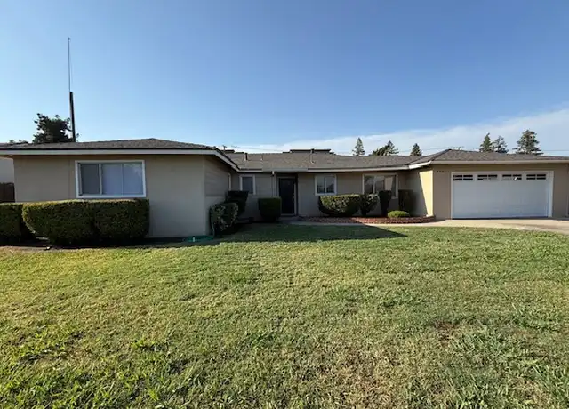 Property at 4802 W Kaweah Ave, Visalia, CA, 93277, 3 beds, 2 baths, [object Object]