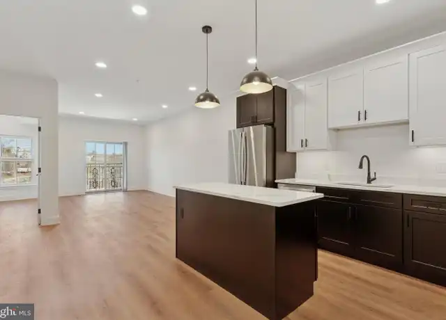 Property at 197 Bridge St Unit 304, Phoenixville, PA, 19460, 1 bed, 1 bath, [object Object]
