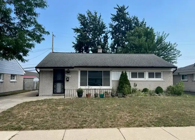 Property at 25512 Miracle Dr, Madison Heights, MI, 48071, 2 beds, 1 bath, [object Object]