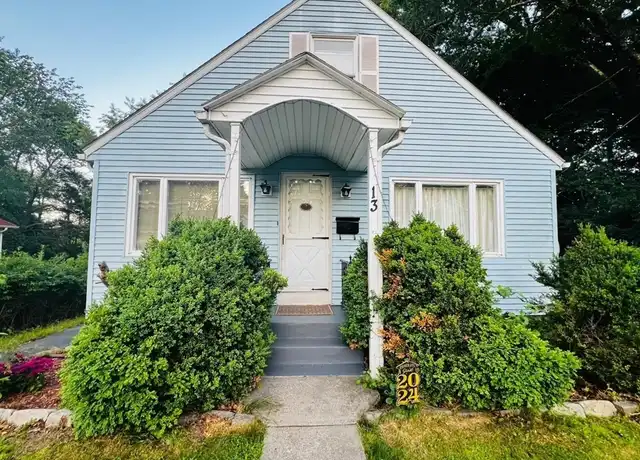 Property at 13 Saybrook Rd, Worcester, MA, 01604, 4 beds, 1 bath, [object Object]