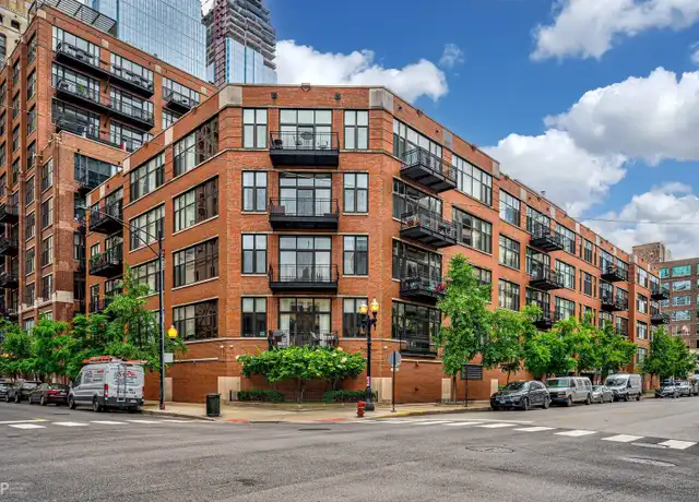 Property at 333 W Hubbard St Unit 3L, Chicago, IL, 60654, 2 beds, 2 baths, [object Object]