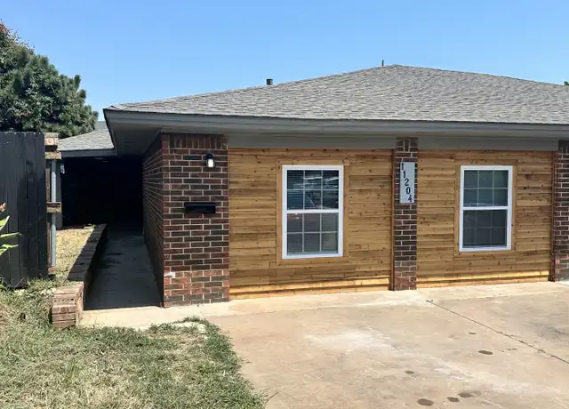 Property at 11204 N Stratford Dr, Oklahoma City, OK, 73120, 5 beds, 2 baths, [object Object]