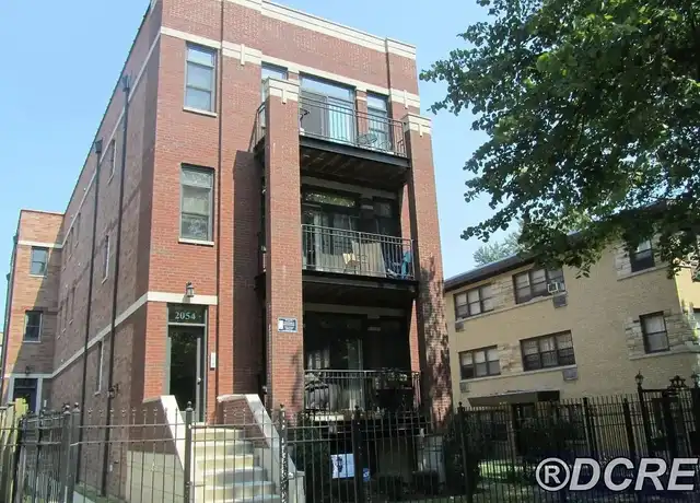 Property at 2054 W Chase Ave Unit 2R, Chicago, IL, 60645, 2 beds, 1 bath, [object Object]