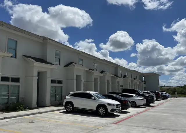 Property at 1010 Monaco Blvd Unit 18, Laredo, TX, 78045, 2 beds, 2.5 baths, [object Object]
