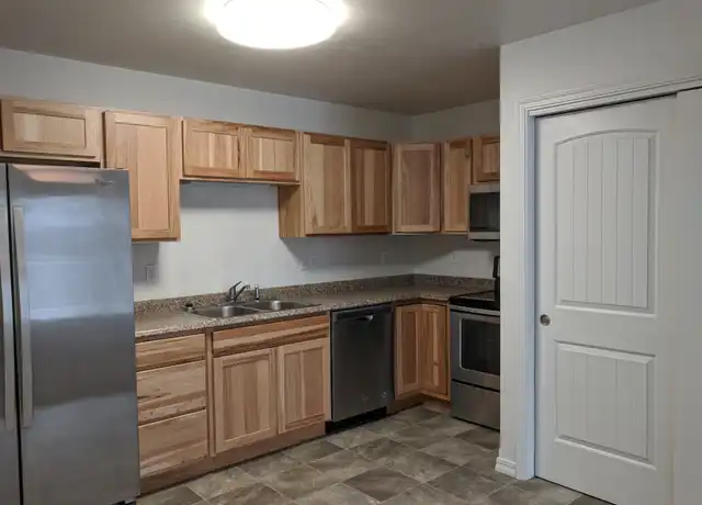 Property at 8 Diane Rd Unit 2, Columbia Falls, MT, 59912, 3 beds, 2 baths, [object Object]