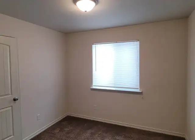 Property at 8 Diane Rd Unit 2, Columbia Falls, MT, 59912, 3 beds, 2 baths, [object Object]