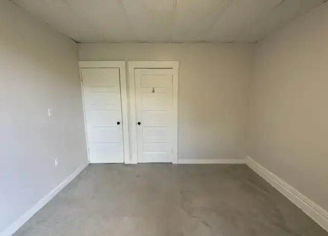 Property at 1728 W 1st St Unit 8, Duluth, MN, 55806, 2 beds, 1 bath, [object Object]