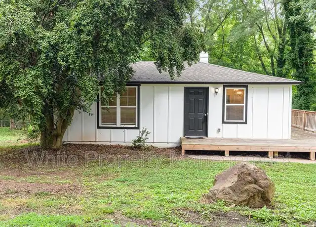 Property at 2044 Milton Rd, Charlotte, NC, 28215, 3 beds, 1.5 baths, [object Object]