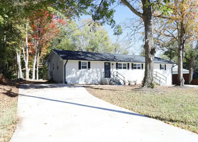 Property at 204 W Corbin St, Hillsborough, NC, 27278, 2 beds, 1 bath, [object Object]