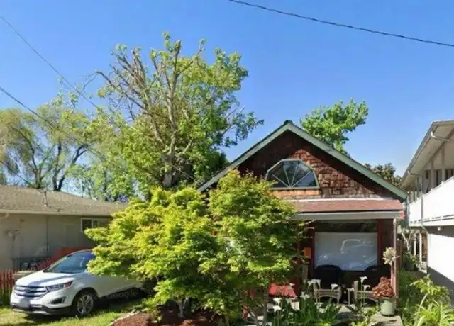 Property at 125 Pearl St, Santa Cruz, CA, 95060, 2 beds, 1 bath, [object Object]