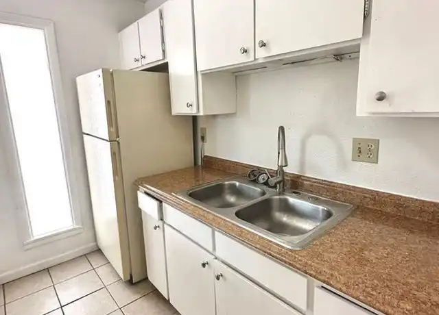 Property at 4245 Loomis Ave Unit 3, Colorado Springs, CO, 80906, 2 beds, 1 bath, [object Object]