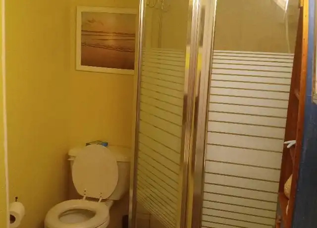 Property at 9349 Bob Cat Dr, Weeki Wachee, FL, 34613, 1 bed, 1 bath, [object Object]