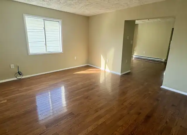 Property at 150 S Sumner Ave, Scranton, PA, 18504, 4 beds, 2 baths, [object Object]
