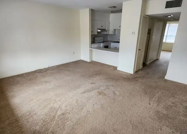 Property at 420 Wheatley St Unit 21, Kingsport, TN, 37660, 1 bed, 1 bath, [object Object]