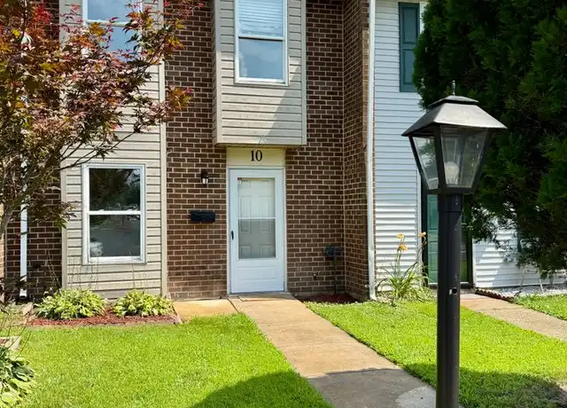 Property at 10 Sunny Bnd, Newark, DE, 19702, 3 beds, 1.5 baths, [object Object]