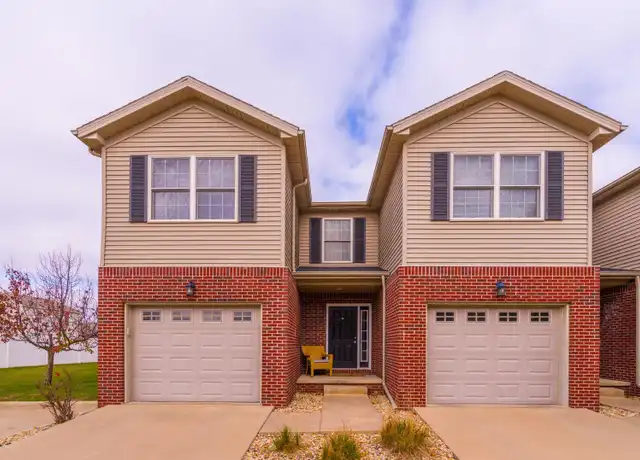 Property at 1112 Ekstam Dr Unit 4, Bloomington, IL, 61704, 2 beds, 2.5 baths, [object Object]