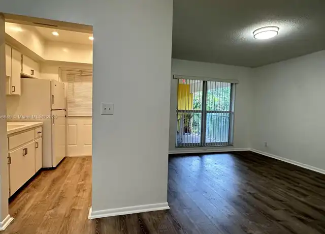 Property at 2822 Van Buren St #208, Hollywood, FL, 33020, 1 bed, 1 bath, [object Object]