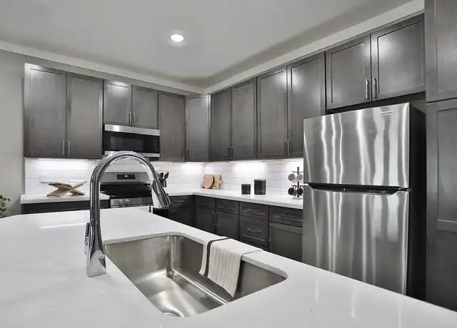 Property at Altair Luxury Apartments - 780 Weaver Rd, Florence, KY, 41042, 1-2 bed, 1-2.5 bath, [object Object]