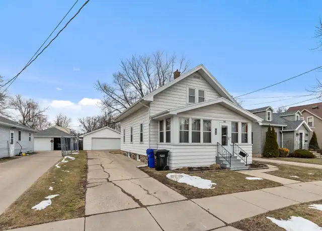 Property at 1020 W Winnebago St, Appleton, WI, 54914, 3 beds, 1.5 baths, [object Object]