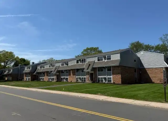 Property at 100 Norton Park Rd Unit 1D1, Plainville, CT, 06062, 2 beds, 1 bath, [object Object]