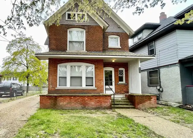Property at 815 W Walnut St Unit 1, Kalamazoo, MI, 49007, 2 beds, 1 bath, [object Object]