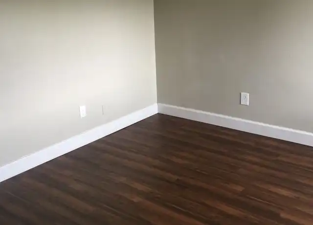Property at 200 Golden Age Cir, White Bluff, TN, 37187, 1 bed, 1 bath, [object Object]