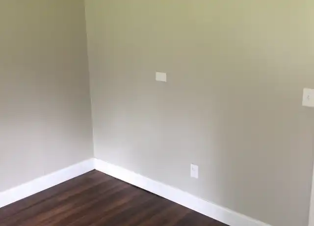 Property at 400 Golden Age Cir, White Bluff, TN, 37187, 1 bed, 1 bath, [object Object]