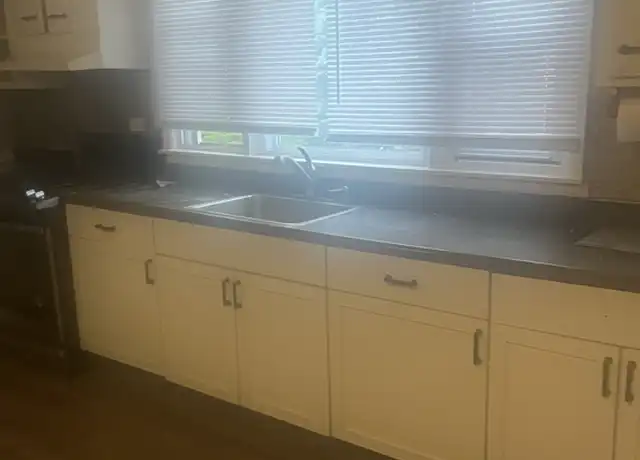 Property at 556 W 115th St Unit 2, Chicago, IL, 60628, 2 beds, 1 bath, [object Object]