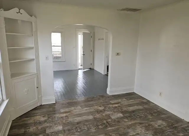 Property at 126 Palmer St NE Unit 126 1/2, Grand Rapids, MI, 49505, 2 beds, 1 bath, [object Object]