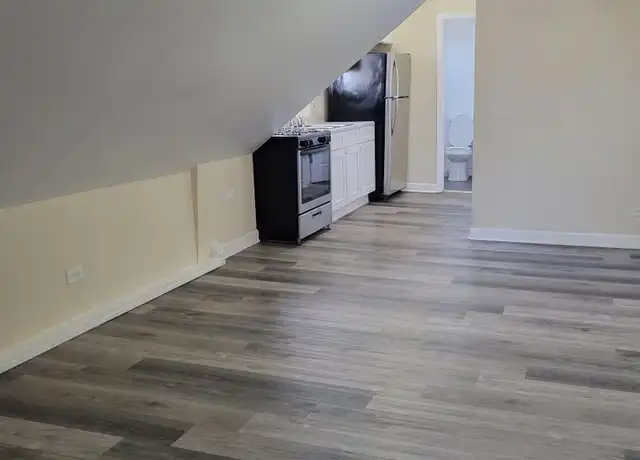 Property at 2219 S Oakley Ave Unit 4R, Chicago, IL, 60608, 1 bed, 1 bath, [object Object]