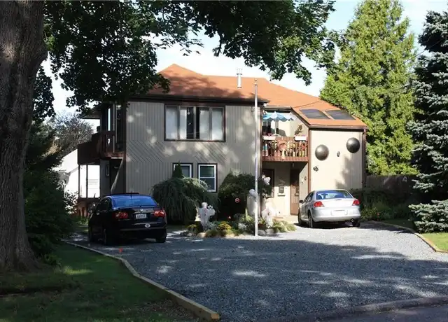 Property at 85 Homewood Ave Unit 2nd Flr, North Providence, RI, 02911, 1 bed, 1 bath, [object Object]