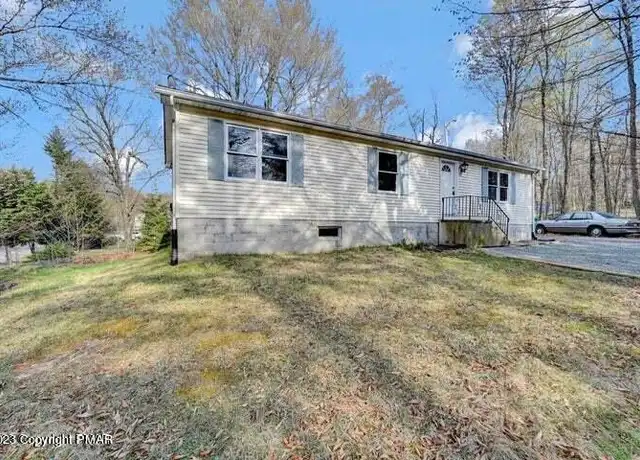 Property at 9762 Auburn Dr, Tobyhanna, PA, 18466, 4 beds, 2 baths, [object Object]
