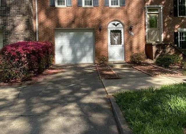 Photo of 5844 Kara Pl, Burke, VA 22015