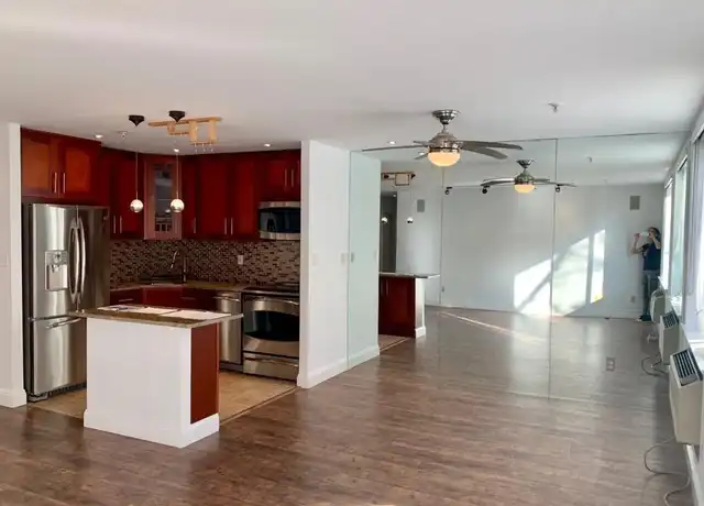 Property at 10 Canterbury Rd Unit 1G, Great Neck, NY, 11021, 2 beds, 2.5 baths, [object Object]
