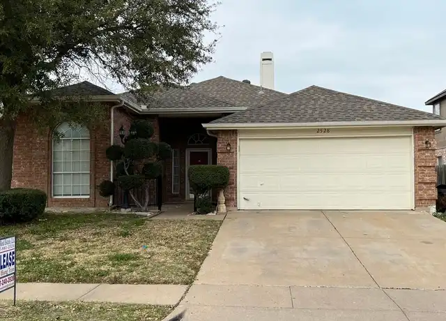Property at 2528 Clovermeadow Dr, Fort Worth, TX, 76123, 3 beds, 2 baths, [object Object]