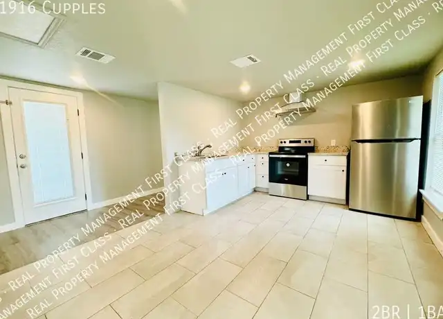 Property at 1916 Cupples Rd, San Antonio, TX, 78226, 2 beds, 1 bath, [object Object]