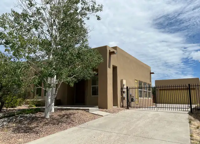 Property at 4109 Chaparron Pl, Santa Fe, NM, 87507, 3 beds, 2 baths, [object Object]
