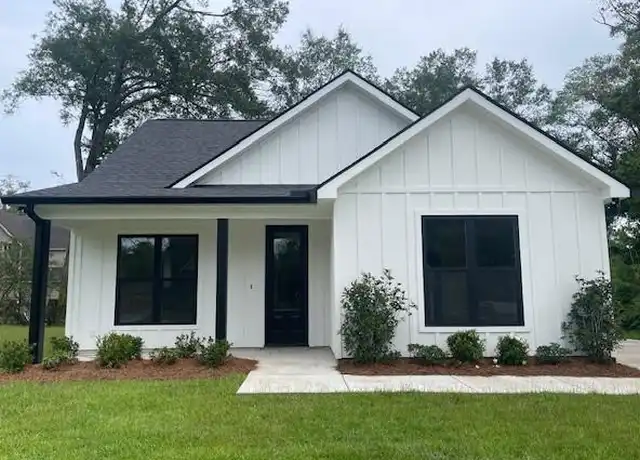Property at 608 E Hanson Ave, Hammond, LA, 70403, 3 beds, 2 baths, [object Object]