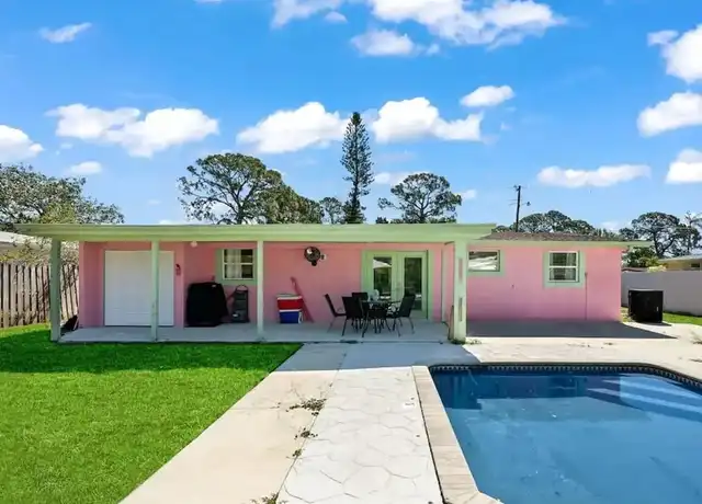 Property at 5332 Nutmeg Ave, Sarasota, FL, 34231, 3 beds, 2 baths, [object Object]