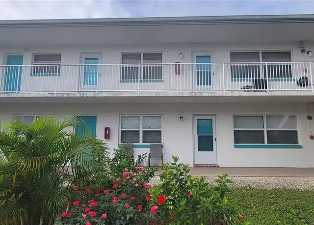 Property at 5855 18th St N #6, Saint Petersburg, FL, 33714, 1 bed, 1 bath, [object Object]