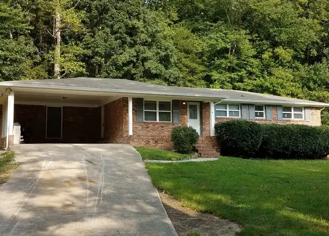 Property at 716 W Spring Dr, Douglasville, GA, 30134, 3 beds, 2 baths, [object Object]
