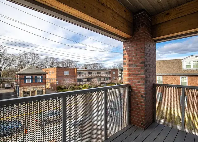 Photo of 392 Langley Rd, Newton, MA 02459