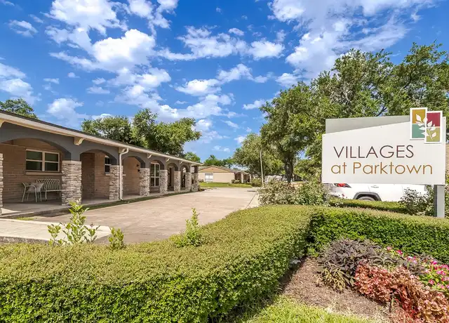 Property at Villages at Parktown Apartment Homes - 500 W Pasadena Blvd, Deer Park, TX, 77536, 2-3 beds, 2 baths, [object Object]