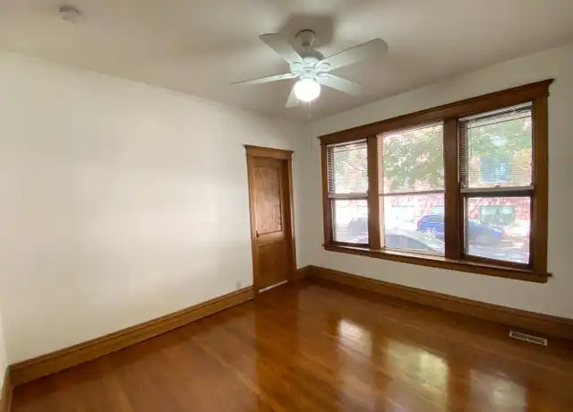 Property at 3854 N Damen Ave Unit 2007-1, Chicago, IL, 60618, 2 beds, 1 bath, [object Object]