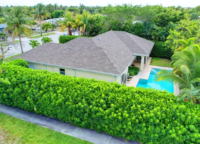 Property at 376 Forest Hill Blvd, West Palm Beach, FL, 33405, 3 beds, 2 baths, [object Object]