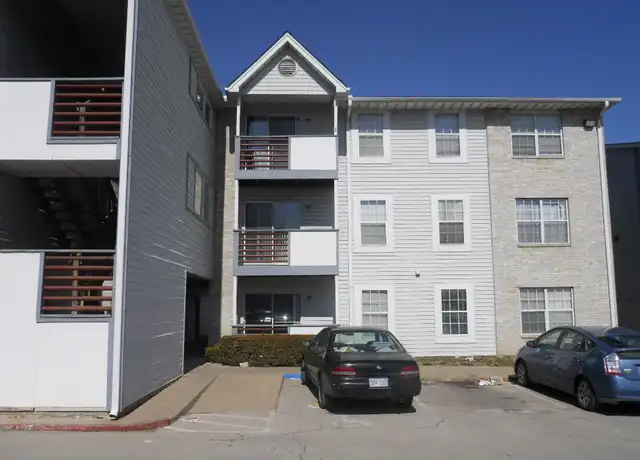 Property at 927 Emery Rd Unit B102, Lawrence, KS, 66044, 3 beds, 2 baths, [object Object]
