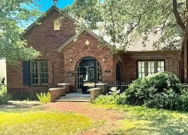 Property at 2915 21st St, Lubbock, TX, 79410, 3 beds, 2 baths, [object Object]