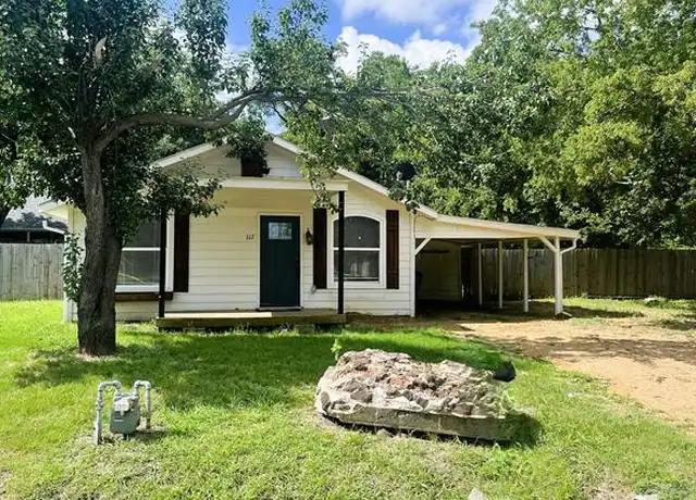 Property at 117 E Division St, Pilot Point, TX, 76258, 2 beds, 1 bath, [object Object]