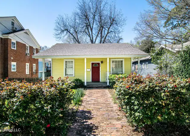 Property at 809 N Congress St, Jackson, MS, 39202, 3 beds, 2 baths, [object Object]